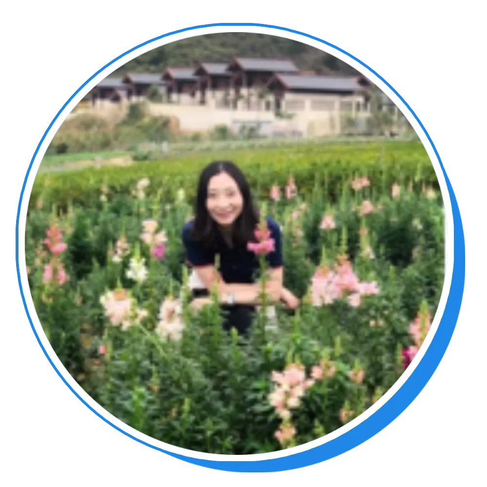 陆一鸣 彩妆领域  华南理工大学生物工程硕士 曾服务于雅芳、科耐欧等多家国际企业